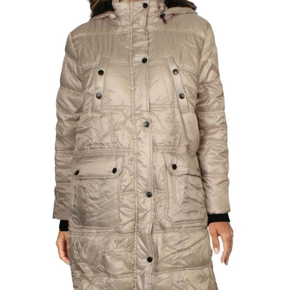 Urban Republic stone puffer coat. Detachable hood with faux fur. Size Medium - Picture 14 of 14